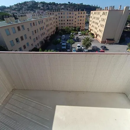 Apartment F3 Proche Gare Et Saint-Raphael (Var)