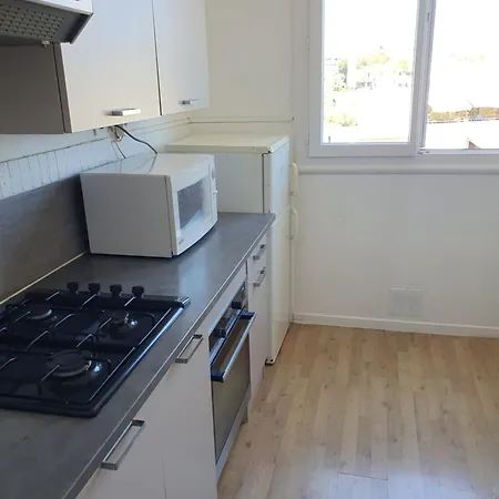 F3 Proche Gare Et Apartment